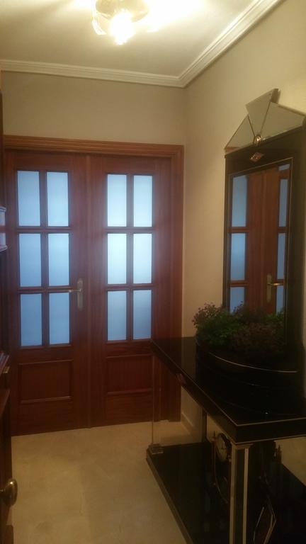Apartamento Eduardo Dato Sevilla Bagian luar foto