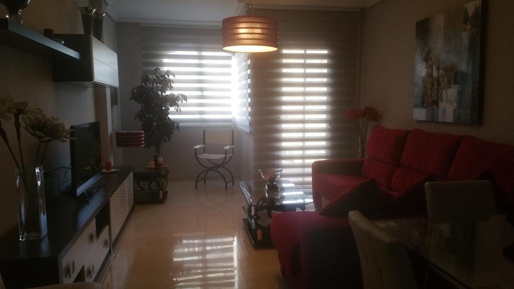 Apartamento Eduardo Dato Sevilla Bagian luar foto