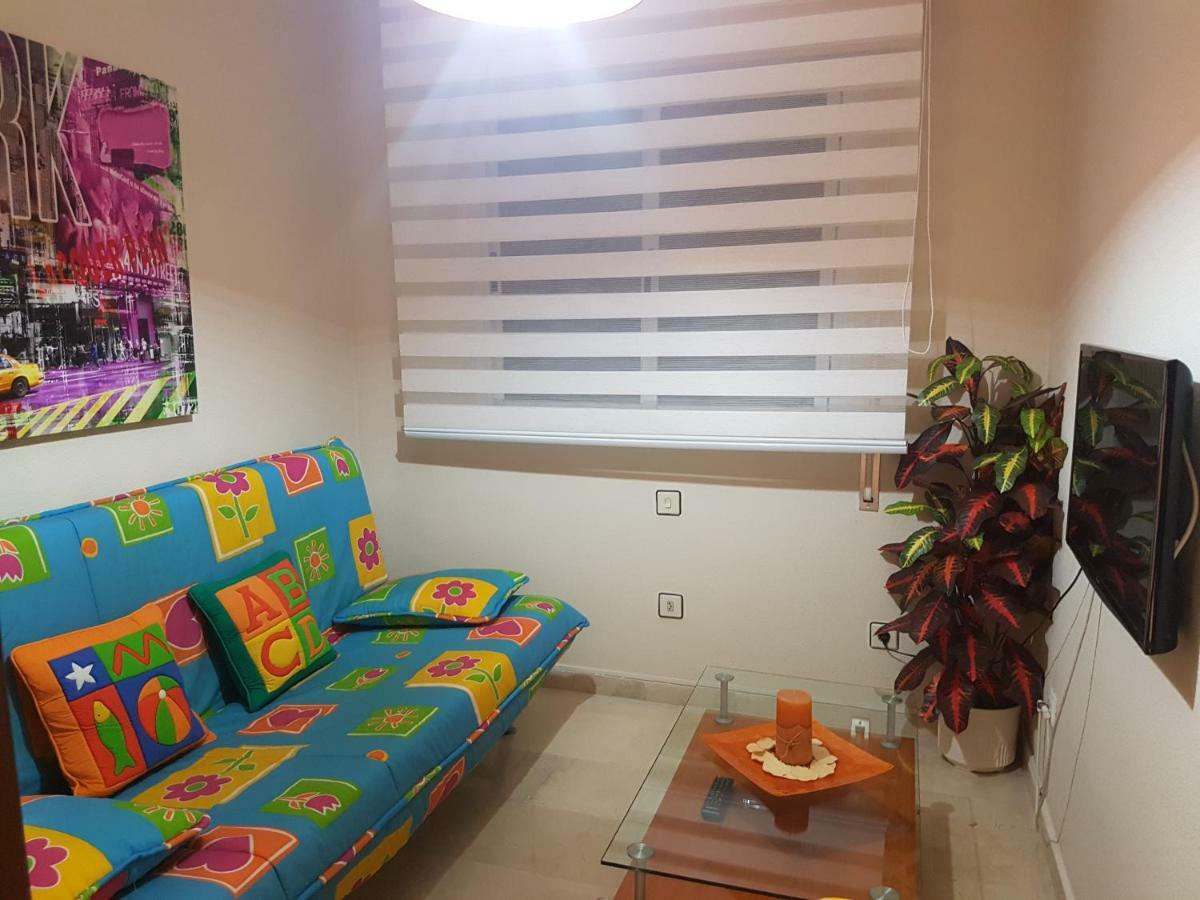 Apartamento Eduardo Dato Sevilla Bagian luar foto